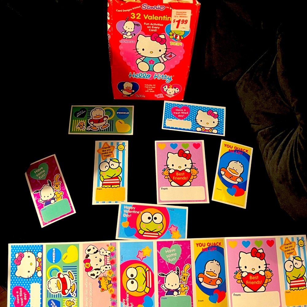 ⭐️VINTAGE 2001 HELLO KITTY VALENTINES⭐️& FRIENDS SANRIO COLLECTABLE RARE FIND